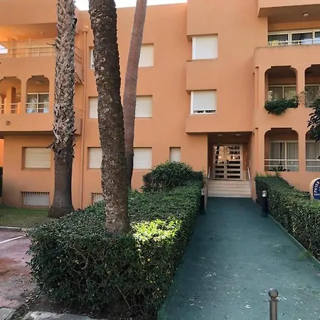 Charming 3 Bedroom Apartment With Sea View In The Heart Of Sotogrande Exterior photo