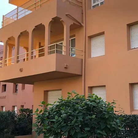 Charming 3 Bedroom Apartment With Sea View In The Heart Of Sotogrande Exterior photo