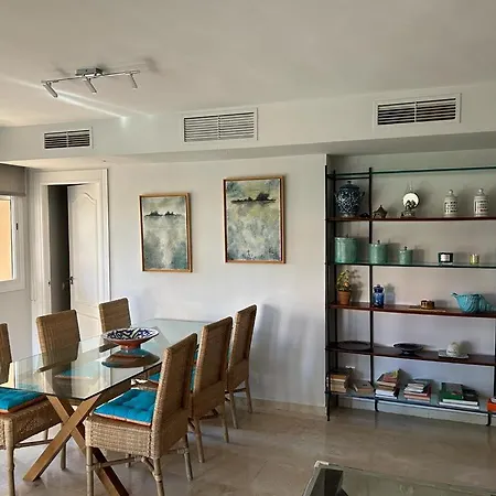 Charming 3 Bedroom Apartment With Sea View In The Heart Of Sotogrande Exterior photo